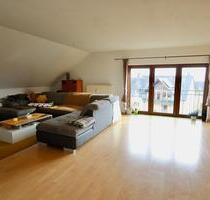 3-Zimmer-Dachgeschosswohnung mit zwei Stellplätzen in Dorf - Wittlich