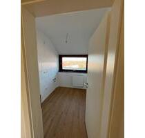 Kernsaniert, zentrale & 3 Zimmer - Löhne