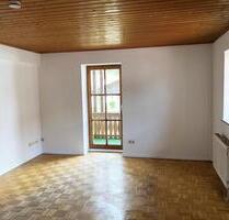 Gepflegte 4-Zimmer-Wohnung mit Balkon in Oberlauterbach - Wolnzach