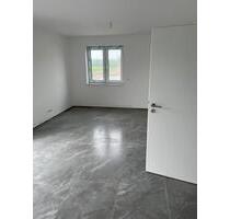 Wohnung Neubau mit Balkon und Stellplatz - Neustadt am Rübenberge