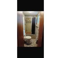 KREFELD ZENTRUM2.zimmer Wohnung mit Einbauküche und Schlafzimmer