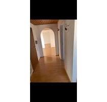 Sennfeld, schöne 3 Zimmer DG-Wohnung - Schweinfurt Gartenstadt