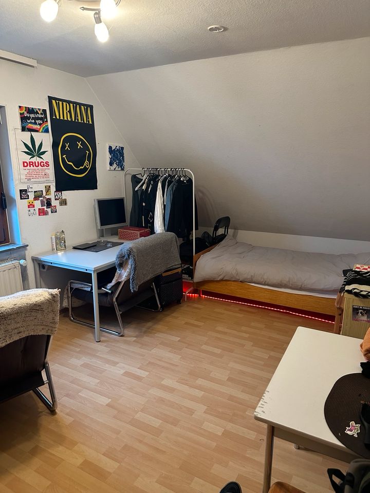 1 Zimmer Wohnung Studenten, Single Apartment Homburg (Mädchen) - Düsseldorf Stadtbezirk 3
