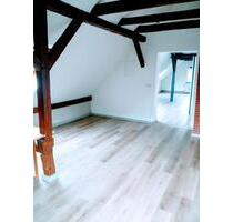 Dachgeschosswohnung - 800,00 EUR Kaltmiete, in Gelting (PLZ: 24395)