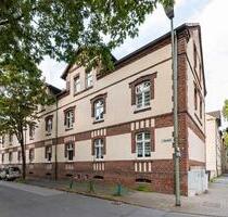 Für die große Familie! 6-Zimmer-Wohnung im 1. Obergeschoss zu vermieten! - Duisburg Hamborn