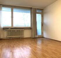 Helle 1-Zimmer-Wohnung mit einem Balkon in einem Hochhaus - Villingen-Schwenningen