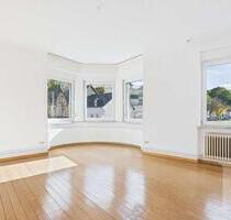 Lichtdurchflutete Altbauwohnung mit Erker, gepflegtem Dielenboden und 4 Zimmern in St. Arnual - Saarbrücken