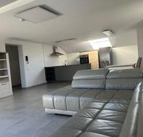 Neu sanierte 4,5 ZKB Wohnung in Kaiserslautern-Erfenbach - Pirmasens