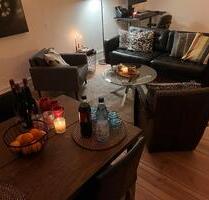 Möbilierte 2 Zimmer Wohnung - 1.750,00 EUR Kaltmiete, ca.  55,00 m² in Berlin (PLZ: 10965) Friedrichshain-Kreuzberg