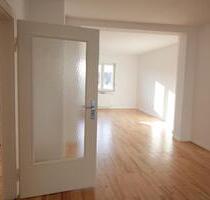 Kernsanierte 4 ZKB Altbau-Wohnung am Rande des Nauwieser Viertels - Saarbrücken