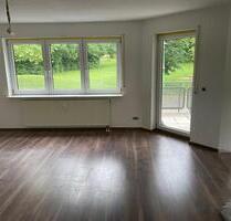 ***Schöne 3-Zimmer Wohnung im Erdgeschoss in guter Lage*** - Freiberg am Neckar