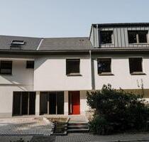 Attraktive 4-Zimmer Wohnung mit Terrasse und Garten - Heiligenhaus