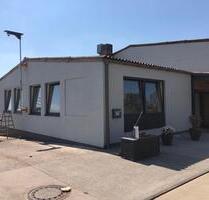 ⭐️ Büro mit Lagerfläche ⭐️ - 599,00 EUR Kaltmiete, ca.  88,00 m² in Bruckberg (PLZ: 84079)