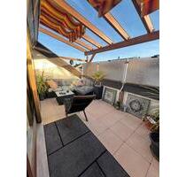 Helle 3,5-Zimmer-Dachgeschosswohnung mit Dachterrasse & Kamin - Ispringen