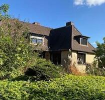 Großes Einfamilienhaus mit zusätzlichem Grundstück - Lüchow (Wendland)