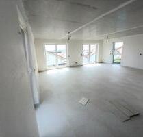 Erstbezug mit Balkon u. Einbauküche, helle 4,5 Zimmer-Whg - Munderkingen