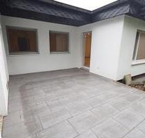 Modernes und ebenerdiges Reihenhaus incl. EBK und ggf. Garage - Hambühren