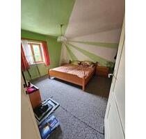 2Zi-WHG in 83301 Traunreut - 450,00 EUR Kaltmiete, ca.  40,00 m² in Traunreut (PLZ: 83301) Irsing