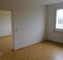 kleine Wohnung in ruhiger Lage - 329,00 EUR Kaltmiete, ca.  47,00 m² in Drei Gleichen (PLZ: 99869)