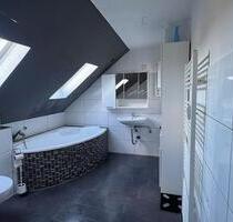 Schöne 4 Zimmer Dachgeschosswohnung - Herne Altenhöfen
