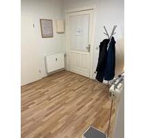 Büroräume in Bergen auf Rügen - 650,00&nbsp;EUR Kaltmiete, ca.&nbsp; 114,00&nbsp;m&sup2; in Bergen auf Rügen (PLZ: 18528)