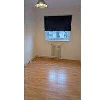 Zimmer zu vermieten. - 450,00 EUR Kaltmiete, ca.  11,00 m² in Berlin (PLZ: 13587) Spandau