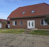 Einfamilienhaus mit Einliegerwohnung, in Liepgarten