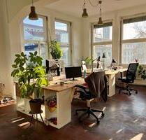 Arbeitsplatz in kreativer Bürogemeinschaft – Neukölln - Berlin