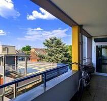 ~ Südbalkon in Hochlage: Sonne, Weitblick, Ruhe ~ KÜCHENGUTSCHEIN! - Essen Stadtbezirk II