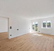 2,5 Zimmer Wohnung in Birkert mit Terrasse und Balkon - Bad König