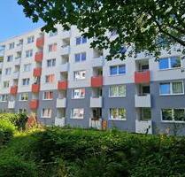 Stop! 1-Zimmer-Wohnung - 445,00 EUR Kaltmiete, ca.  40,77 m² in Kiel (PLZ: 24116) Schreventeich
