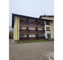 Helle 2-Zimmer-Wohnung mit zwei Balkonen in ruhiger Lage - Bad Füssing