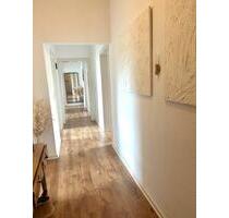 Wohnung zur UNTERMIETE AUGUST - 1.000,00 EUR Kaltmiete, ca.  67,00 m² in Köln (PLZ: 50933) Lindenthal