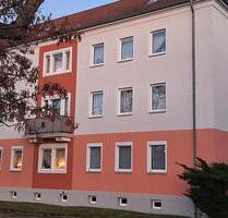 Helle 3-Raum Wohnung mit Garage - Pegau