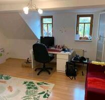 Schöne 2-R-Wohnung mit neuer Einbauküche - Kahla