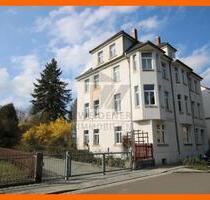 Fernblick auf die Osterburg! Gemütliche und helle 3 Raum Wohnung in zentraler Lage von Weida!