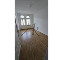 Schicke 4-Zimmer-Wohnung, 2. Obergeschoss in der City - Stendal