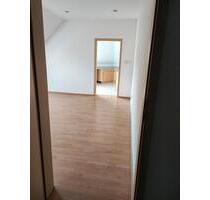 2 Zimmer Dachgeschosswohnung - 420,00 EUR Kaltmiete, ca.  40,00 m² in Bielefeld (PLZ: 33615) Schildesche