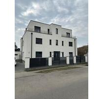 2-Zimmer-Neubauwohnung mit Terasse bezugsfrei - Berlin Marzahn-Hellersdorf