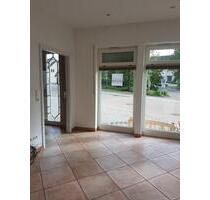 Gewerberäume evtl mit Garage - 700,00 EUR Kaltmiete, in Bad Buchau (PLZ: 88422)