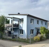 Exklusive Wohnung mit gehobener Innenausstattung, Balkon und EBK - Windsbach