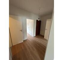 Frisch renovierte Wohnung, Balkon und Stellplatz -ruhige Lage - Völklingen