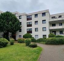 4,5 Zimmer Wohnung 114qm Balkon, Tiefgarage und Schwimmbad - Bergheim