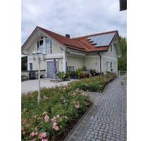 Schöne, helle, großzügig geschnittene, barrierefreie EG-Wohnung - Salzweg