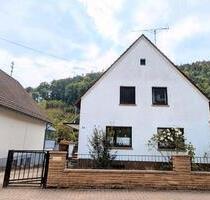 Haus zur Vermietung - 1.275,00 EUR Kaltmiete, ca.  120,00 m² in Albersweiler (PLZ: 76857)