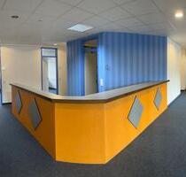 Zentral gelegene Praxis- oder Büroräume in Blaubeuren zu vermieten - Parkplätze vor der Tür - Ulm Obertalfingen