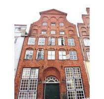 Diese günstige 1 Zimmer Wohnung wird nur an Studenten in vergeben! - Lübeck Innenstadt