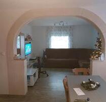 Wohnung zu vermieten - 600,00&nbsp;EUR Kaltmiete, ca.&nbsp; 65,00&nbsp;m&sup2; in Albstadt (PLZ: 72461) Gemarkung Onstmettingen