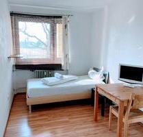 Schönes WG Zimmer in 5er WG - 650,00&nbsp;EUR Kaltmiete, ca.&nbsp; 12,00&nbsp;m&sup2; in Wolfratshausen (PLZ: 82515)