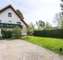 Charmante Haushälfte mit Balkon, Studioausbau und Blick ins Grüne - Petershagen/Eggersdorf